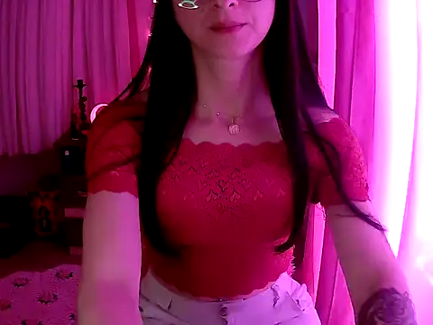 MissDominicc online show from December 19, 4:47 pm