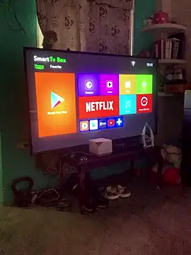 Snapshot of angelxxx95 chatting on January 13, 6:46 pm angelxxx95 online show from January 13, 6:46 pm