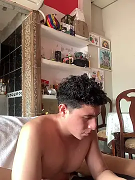 Snapshot of angelxxx95 chatting on February 4, 4:57 pm angelxxx95 online show from February 4, 4:57 pm