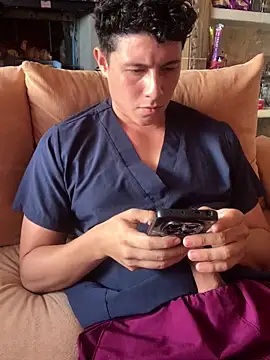 Snapshot of angelxxx95 chatting on March 5, 3:08 pm angelxxx95 online show from March 5, 3:08 pm