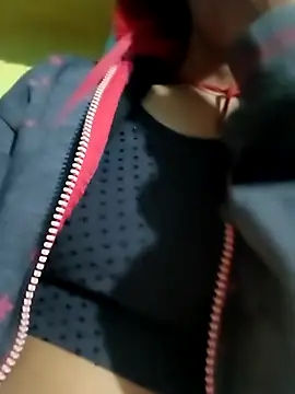 Snapshot of Singal_bosy_ki_jaan chatting on December 1, 10:59 pm Singal bosy ki jaan online show from December 1, 10:59 pm