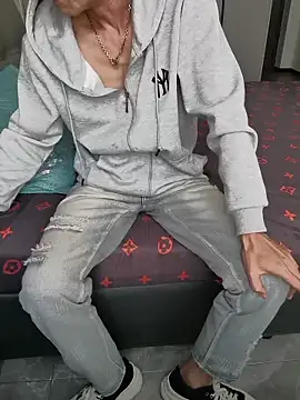 micai fengbei online show from November 26, 6:47 am