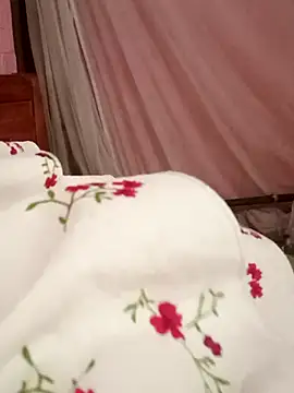 Lily-ross22 online show from May 8, 7:46 am