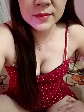 Lily-ross22 online show from May 8, 7:52 pm