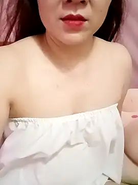Lily-ross22 online show from June 28, 4:13 pm