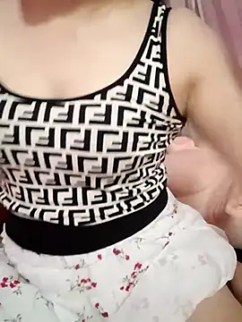 Lily-ross22 online show from June 30, 4:35 am