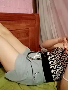 Lily-ross22 online show from July 5, 5:47 am