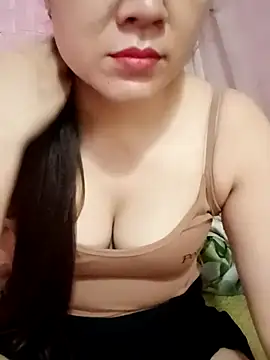 Lily-ross22 online show from July 16, 4:57 pm