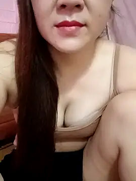 Lily-ross22 online show from July 17, 7:37 am