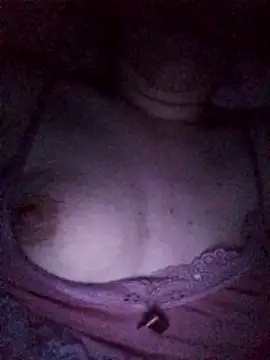 Snapshot of LoweredLockout chatting on December 15, 1:54 am LoweredLockout online show from December 15, 1:54 am