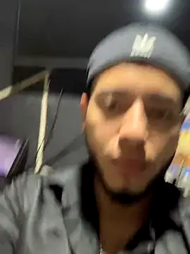 tratosucio online show from December 1, 6:13 pm