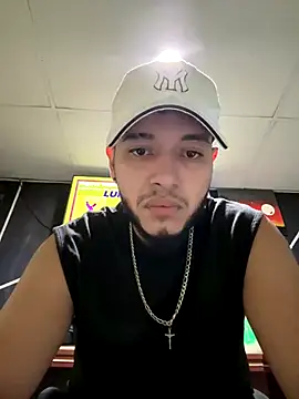 tratosucio online show from December 16, 5:23 am