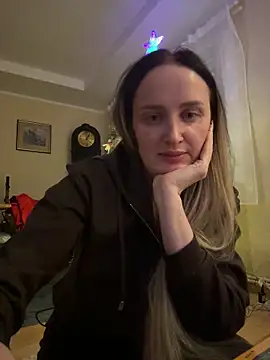 TomilaSi online show from December 19, 11:45 pm