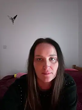 Snapshot of TomilaSi chatting on March 27, 9:58 pm TomilaSi online show from March 27, 9:58 pm