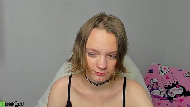 Snapshot of Olivia_Riesz chatting on June 10, 1:17 am Olivia Riesz online show from June 10, 1:17 am