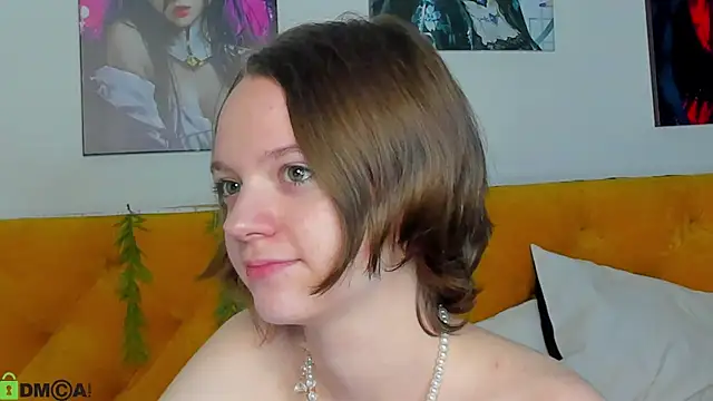 Snapshot of Olivia_Riesz chatting on June 13, 1:14 am Olivia Riesz online show from June 13, 1:14 am