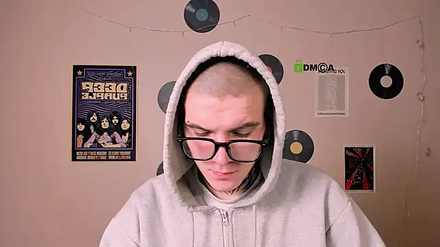 drew soft  online show from December 2, 7:42 pm