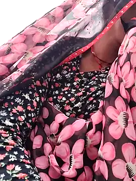 Snapshot of Anita-Dube chatting on July 27, 8:21 am Anita-Dube online show from July 27, 8:21 am