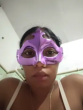 Snapshot of aarti03fb chatting on April 4, 6:44 am aarti03fb online show from April 4, 6:44 am