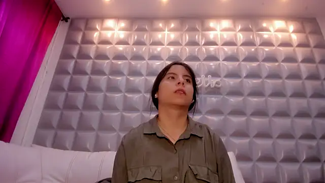 sol-angel online show from March 16, 3:49 pm