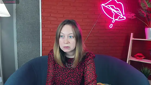 Snapshot of Brooke_lover chatting on November 28, 8:33 pm Brooke lover online show from November 28, 8:33 pm