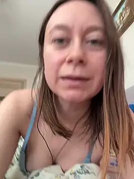 Brooke lover online show from March 27, 6:30 am