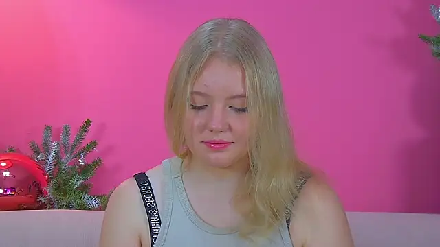 EmilyEvanse online show from December 22, 6:21 am