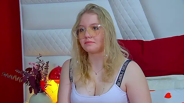 EmilyEvanse online show from February 27, 6:35 am