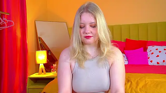 EmilyEvanse online show from March 12, 6:19 am