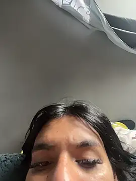 SaraAndrade  online show from March 13, 12:45 pm