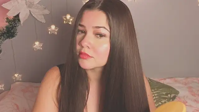 Snapshot of amyvans_ chatting on December 5, 12:41 am amyvans online show from December 5, 12:41 am