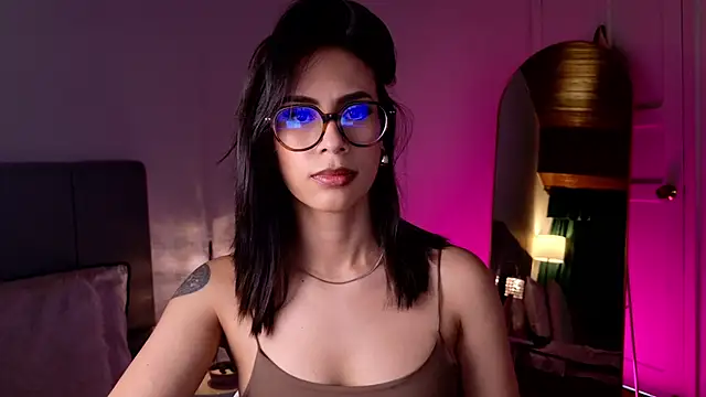 Snapshot of Rue_Bellafire chatting on July 29, 7:56 pm Rue Bellafire online show from July 29, 7:56 pm