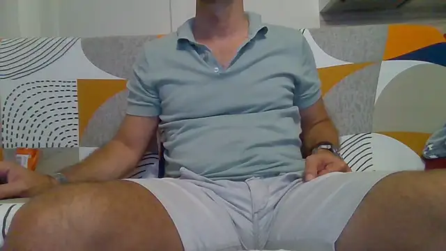 Snapshot of Eroshotlicker chatting on June 25, 9:30 pm Eroshotlicker online show from June 25, 9:30 pm