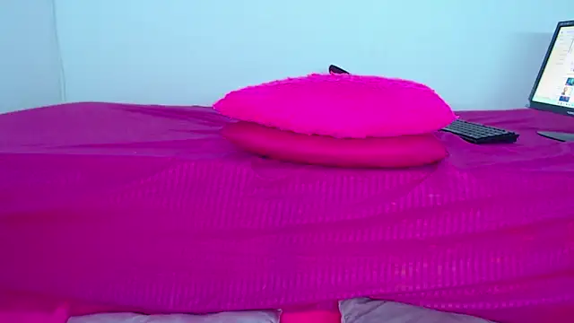 Milytylor online show from March 1, 2:13 am