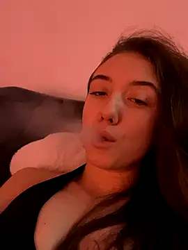 Snapshot of CristinaSw chatting on December 15, 2:10 pm CristinaSw online show from December 15, 2:10 pm