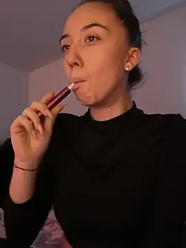 Snapshot of CristinaSw chatting on December 16, 2:22 pm CristinaSw online show from December 16, 2:22 pm