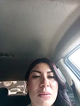   Aysha online show from December 1, 4:01 pm