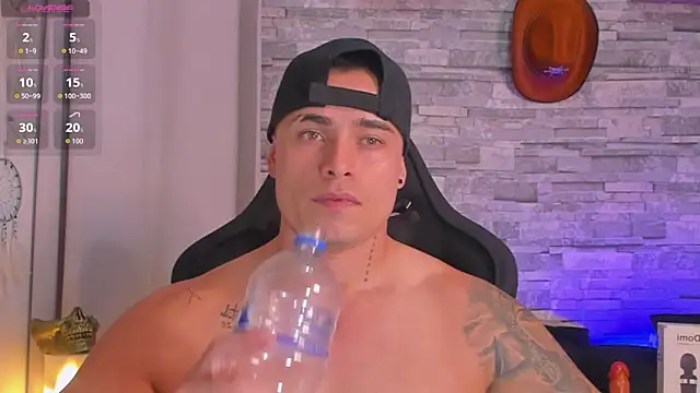 Snapshot of connorsmithvip chatting on November 28, 8:00 pm connorsmithvip online show from November 28, 8:00 pm