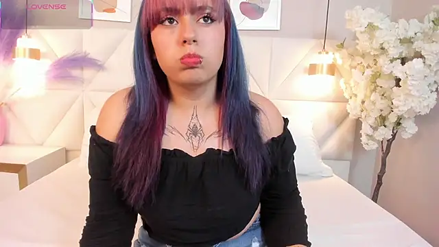 Snapshot of Vera_Gold_ chatting on November 25, 3:39 am Vera Gold online show from November 25, 3:39 am