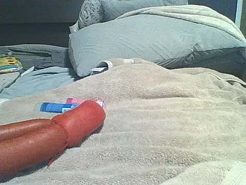 xxxenzo1 online show from November 1, 2:46 am