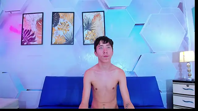 Lester james2 online show from November 25, 1:22 pm