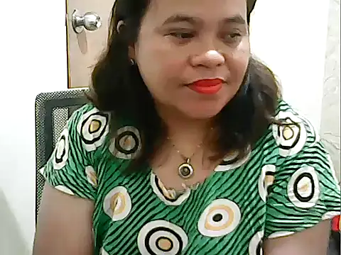 cutechubby online show from April 25, 6:38 pm