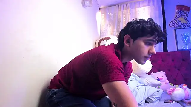 Snapshot of Logan__blaze chatting on December 2, 1:28 pm Logan blaze online show from December 2, 1:28 pm