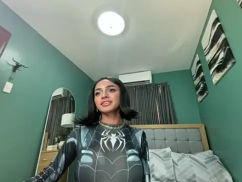 Snapshot of ms_candice19 chatting on June 19, 1:54 am ms candice19 online show from June 19, 1:54 am