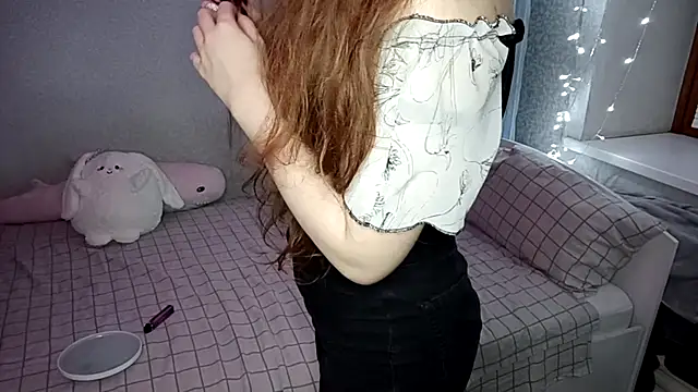 Snapshot of Kristake chatting on December 15, 3:05 pm Kristake online show from December 15, 3:05 pm