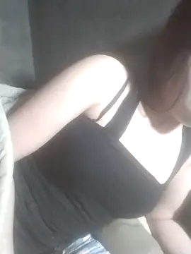 tieutam122 online show from February 17, 11:44 pm