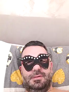 Vampiro83zz online show from June 26, 12:53 pm