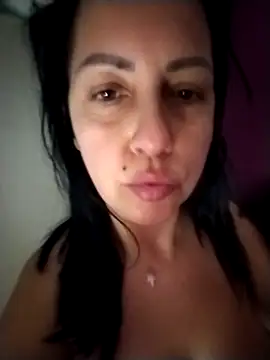 Snapshot of MimaVip chatting on December 16, 10:20 am MimaVip online show from December 16, 10:20 am