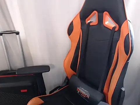 MissButterfly69 online show from December 5, 11:52 am