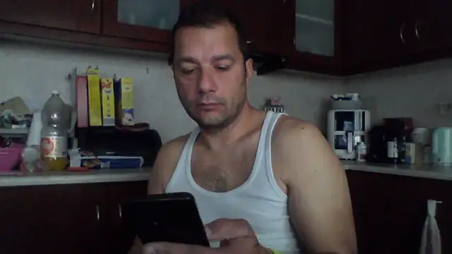 Snapshot of Billakos chatting on May 7, 7:14 am Billakos online show from May 7, 7:14 am